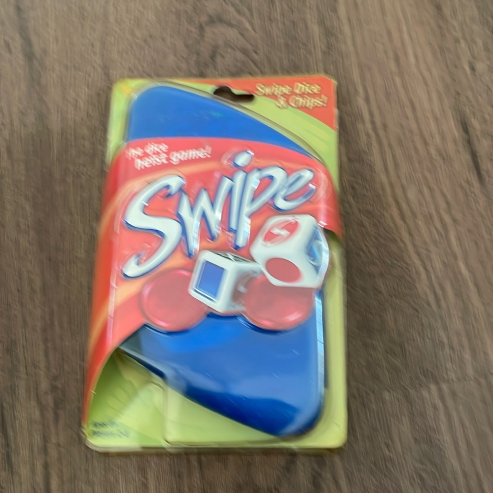 Swipe Dice & Chips! Heist Game Size 8 and up years old
